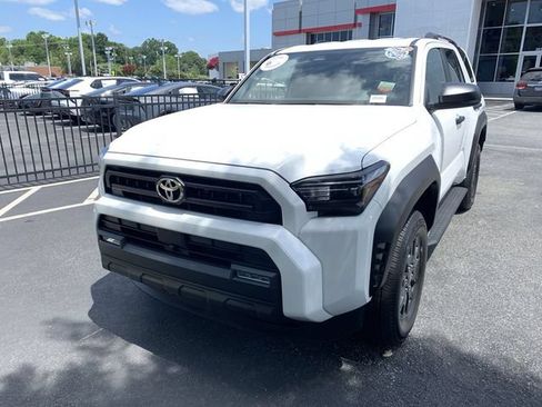Used 2026 Toyota 4Runner SR5 AWD/4WD image 4