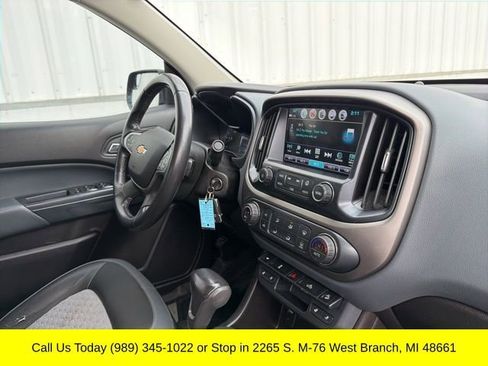 Used 2018 Chevrolet Colorado Z71 w/ Z71 Midnight Edition image 35