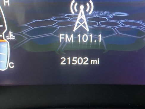 Used 2024 Jeep Compass Trailhawk image 30