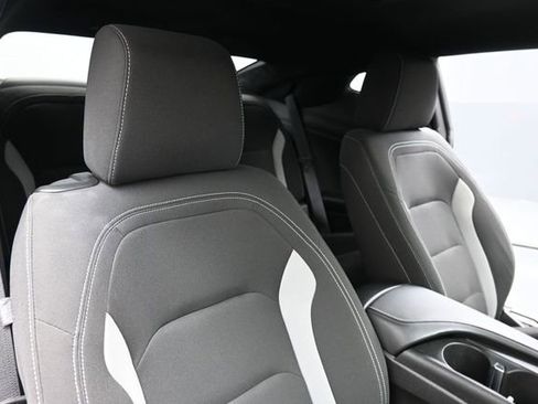 Used 2023 Chevrolet Camaro LT w/ Technology Package RWD image 21