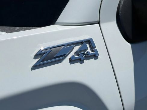 Used 2018 GMC Sierra 1500 SLE w/ SLE Fleet Preferred Package image 31