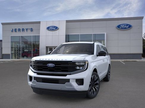 New 2025 Ford Expedition Platinum w/ Driver's Package image 25