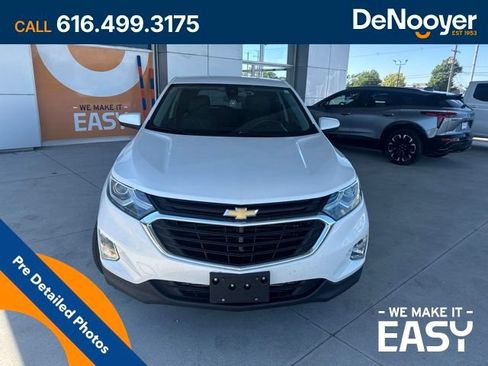 Used 2020 Chevrolet Equinox LT AWD/4WD image 2