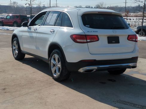 Used 2017 Mercedes-Benz GLC 300 image 4