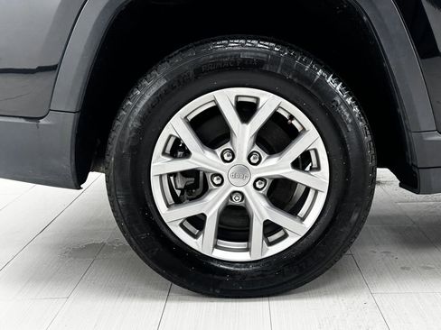 Used 2021 Jeep Grand Cherokee L Limited image 41