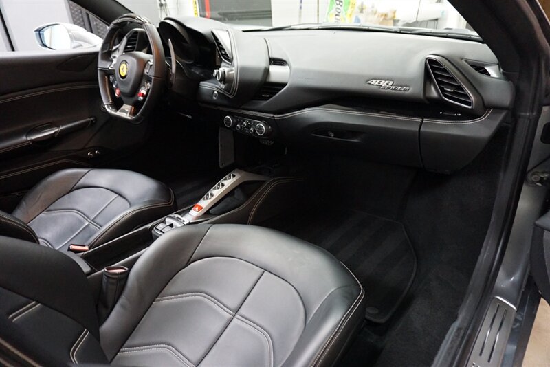 Used 2018 Ferrari 488 Spider RWD image 21