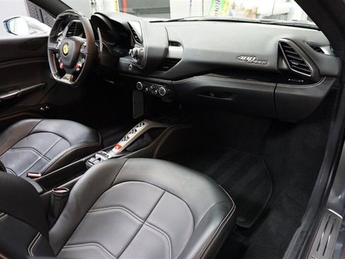 Used 2018 Ferrari 488 Spider RWD image 21
