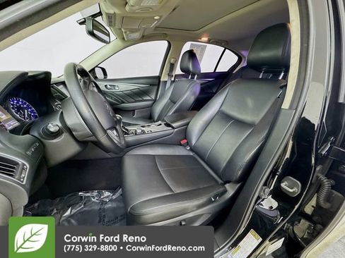 Used 2015 INFINITI Q50 Premium w/ Navigation Package image 21