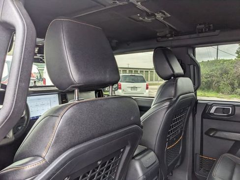 Certified 2024 Ford Bronco Badlands AWD/4WD image 19