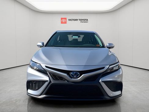 Used 2024 Toyota Camry SE image 8