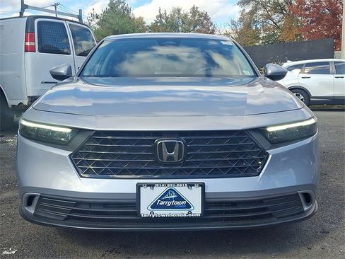 Used 2023 Honda Accord EX image 2