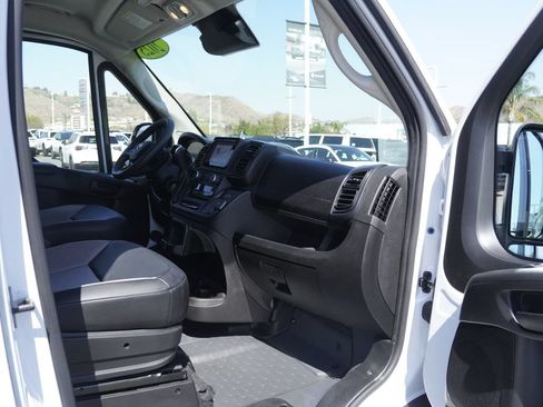 Used 2025 RAM ProMaster 2500 w/ Convenience Group FWD image 26