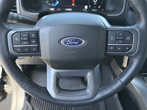 Used 2023 Ford F150 Lightning Lariat AWD/4WD image 21