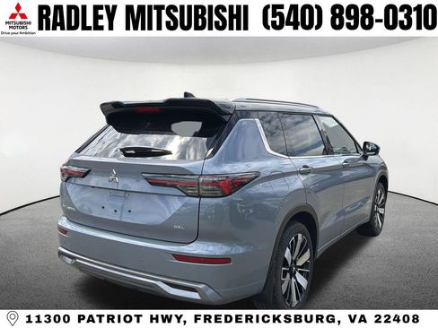 New 2026 Mitsubishi Outlander SEL image 18