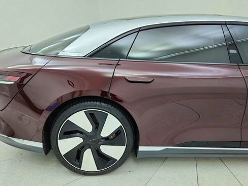 Used 2022 Lucid Air Grand Touring image 12