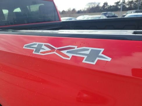 Used 2022 Chevrolet Silverado 1500 Custom w/ LPO, Dark Essentials Package image 23