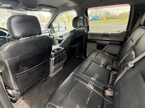 Used 2019 Ford F350 XLT w/ XLT Premium Package AWD/4WD image 16