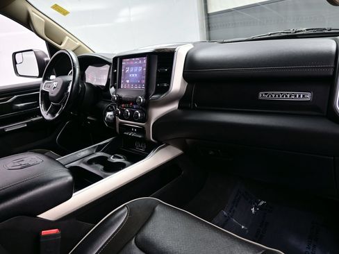 Used 2020 RAM 1500 Laramie AWD/4WD image 18