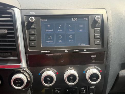 Used 2020 Toyota Sequoia TRD Pro w/ Carpet Mat Package (TMS) AWD/4WD image 18