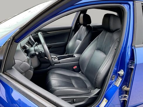 Used 2019 Honda Civic Sport Touring image 8