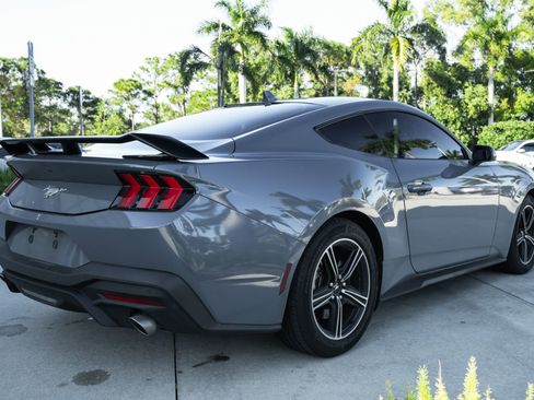 Used 2024 Ford Mustang Coupe image 8