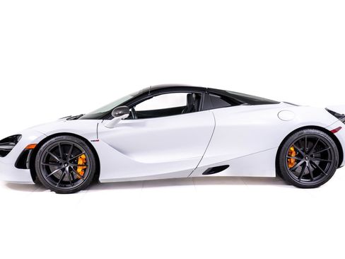 Used 2021 McLaren 720S Performance RWD image 3