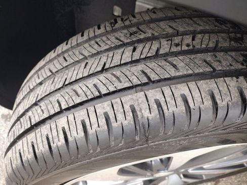 Used 2021 Buick Encore Preferred image 16