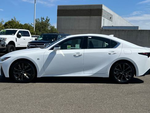 Used 2024 Lexus IS 350 F Sport RWD image 9