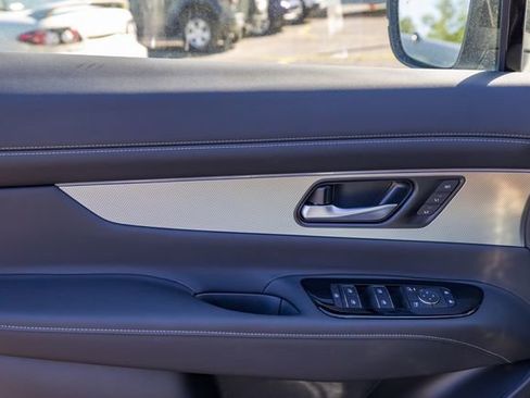 New 2025 Nissan Murano SL w/ Cargo Package image 9