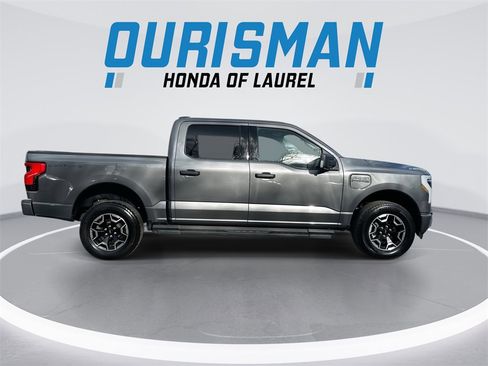 Used 2023 Ford F150 Lightning XLT image 9