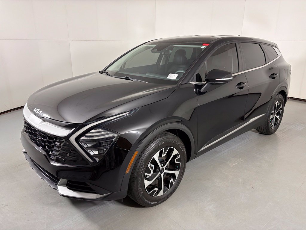 Used 2024 Kia Sportage EX FWD image 4