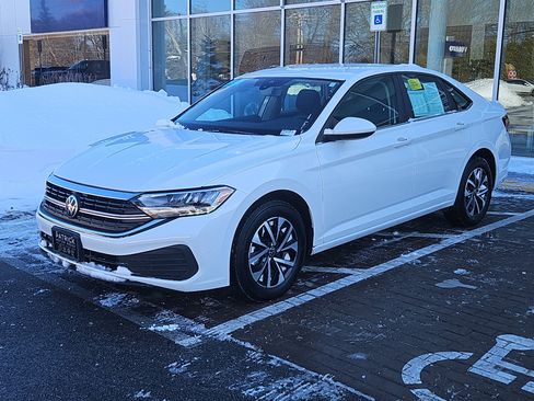 Certified 2024 Volkswagen Jetta S image 19