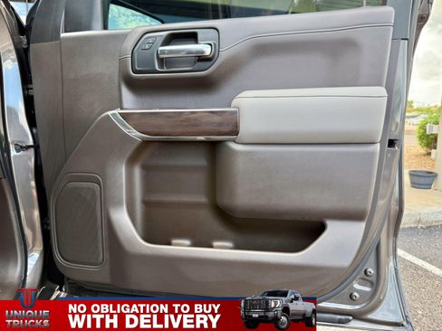 Used 2019 GMC Sierra 1500 SLT w/ SLT Premium Package image 27