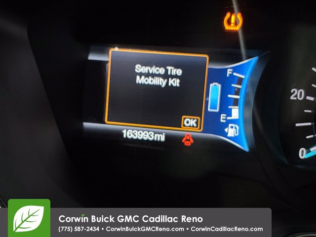 Used 2017 Ford Fusion SE FWD image 22