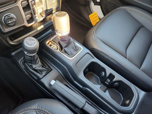 New 2026 Jeep Gladiator Sport image 29