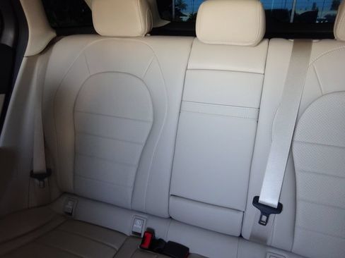 Used 2022 Mercedes-Benz GLC 300 image 14