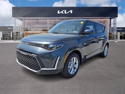 New 2025 Kia Soul LX w/ LX Technology Package image 2