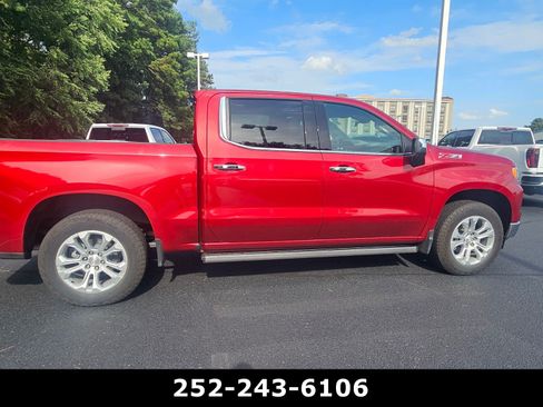 Used 2023 Chevrolet Silverado 1500 LTZ w/ LTZ Premium Package AWD/4WD image 5