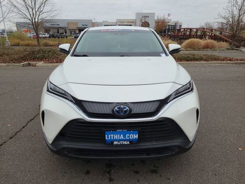 Used 2021 Toyota Venza LE image 14