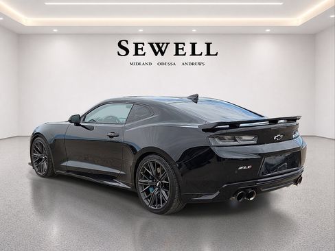 Used 2018 Chevrolet Camaro ZL1 w/ LPO, ZL1 Protection Package RWD image 5