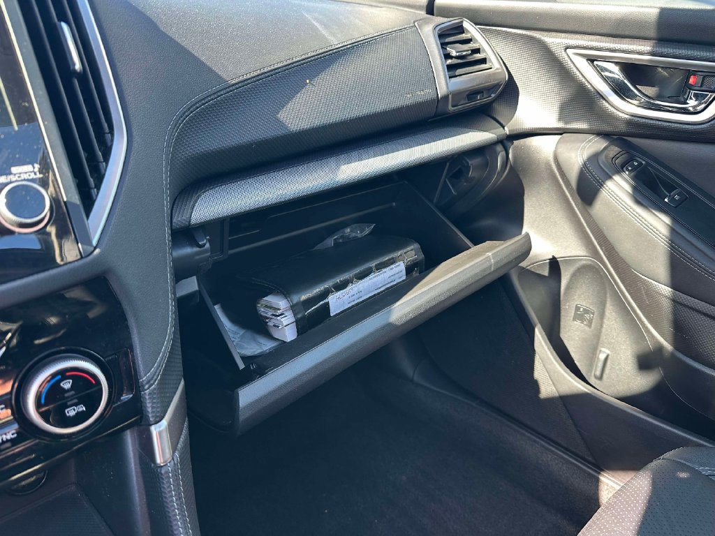 Used 2019 Subaru Forester Limited AWD/4WD image 17