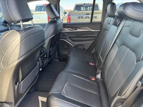 New 2026 Jeep Grand Cherokee Limited Reserve image 33