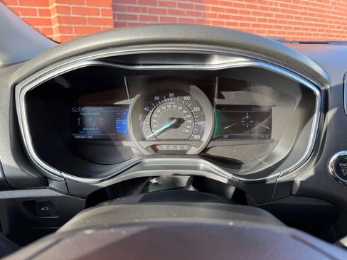 Used 2015 Ford Fusion Titanium image 12