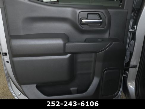Used 2023 Chevrolet Silverado 1500 Custom AWD/4WD image 28