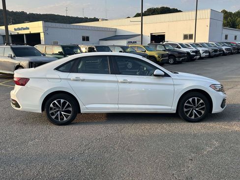 Used 2024 Volkswagen Jetta S FWD image 8