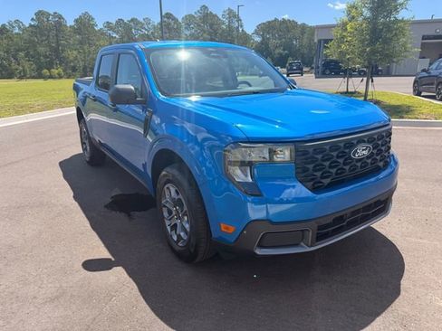 Used 2026 Ford Maverick XLT FWD image 13