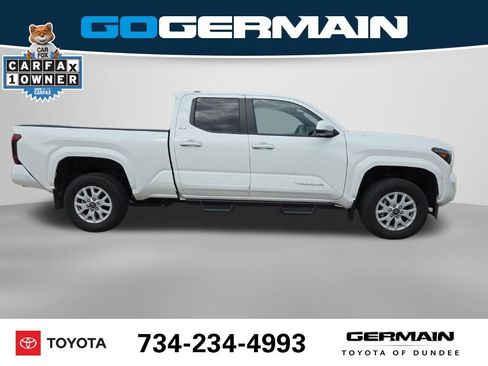 Used 2024 Toyota Tacoma SR5 AWD/4WD image 6