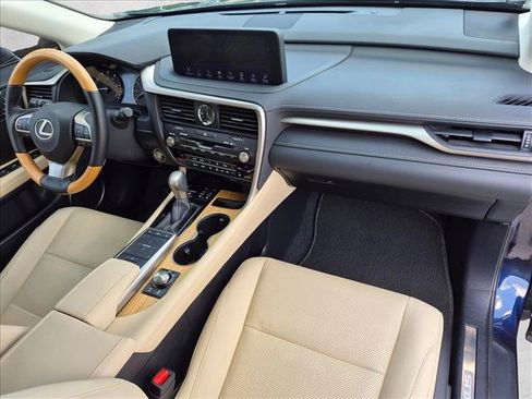 Used 2022 Lexus RX 350L Premium w/ Premium Package AWD/4WD image 23