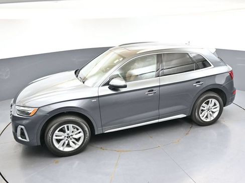 Used 2024 Audi Q5 2.0T Premium w/ Convenience Package AWD/4WD image 38