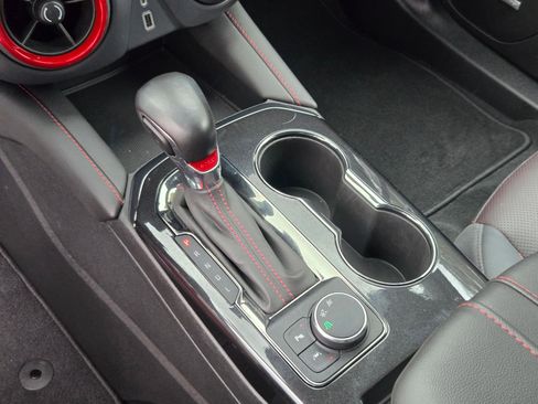 Certified 2022 Chevrolet Blazer RS w/ Enhanced Convenience Package image 20